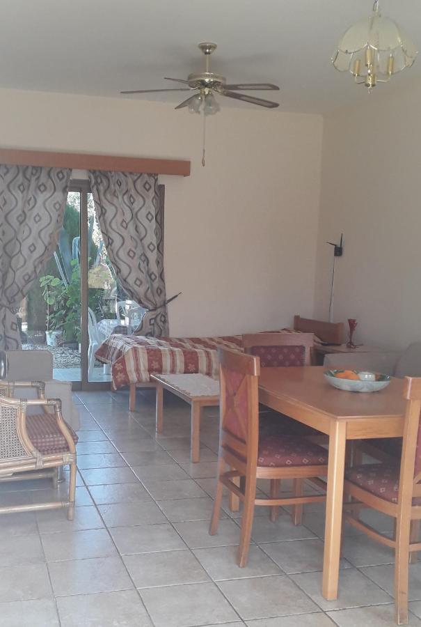 Natasha'S Apartments بافوس المظهر الخارجي الصورة